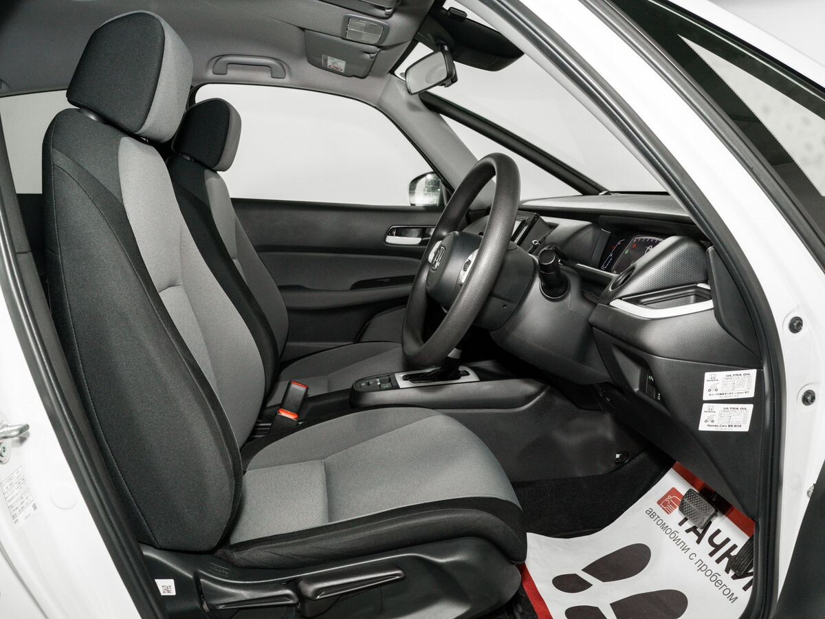 Honda Fit 2022 - фото автомобиля