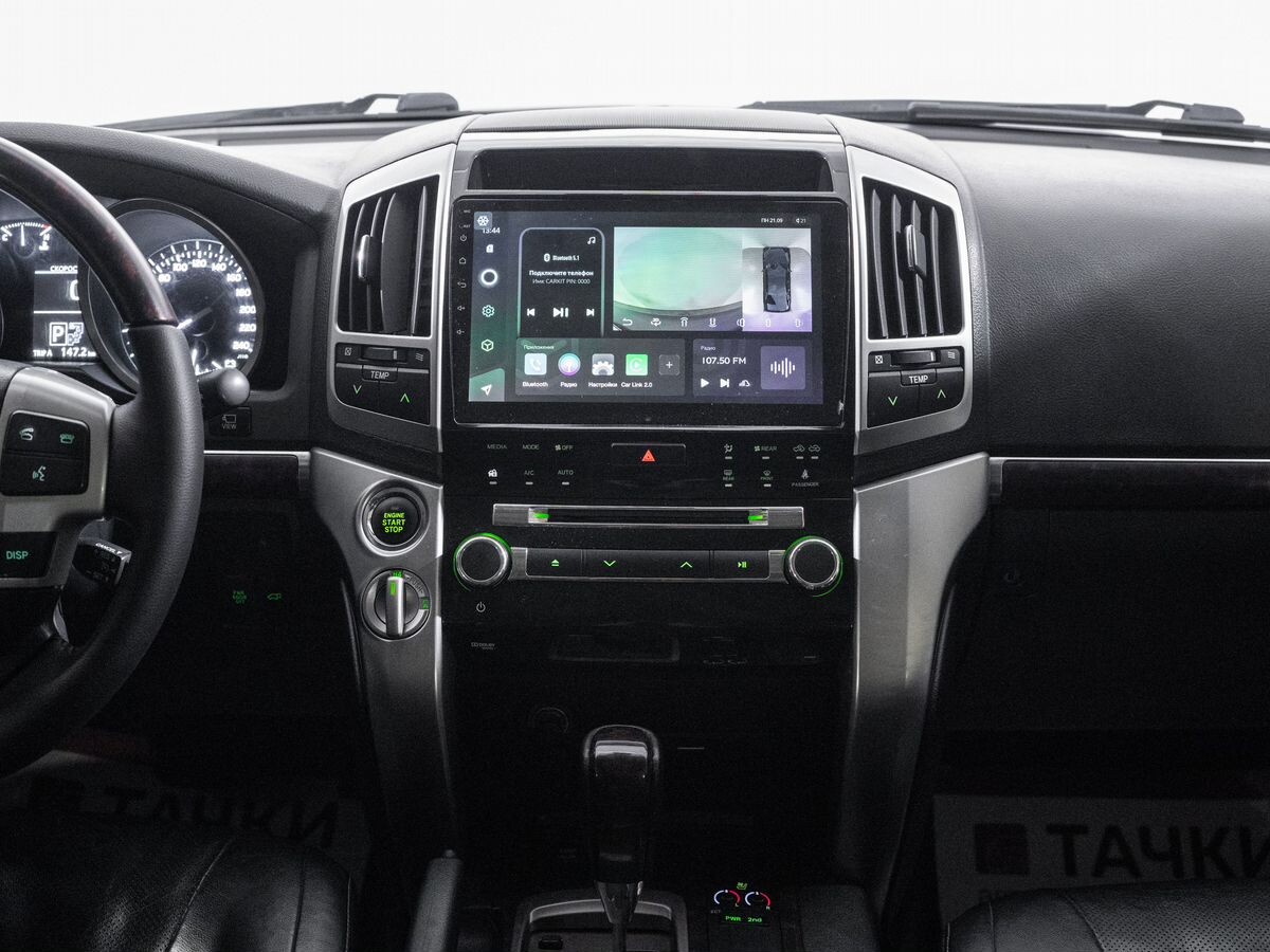 Toyota Land Cruiser 2012 - фото автомобиля