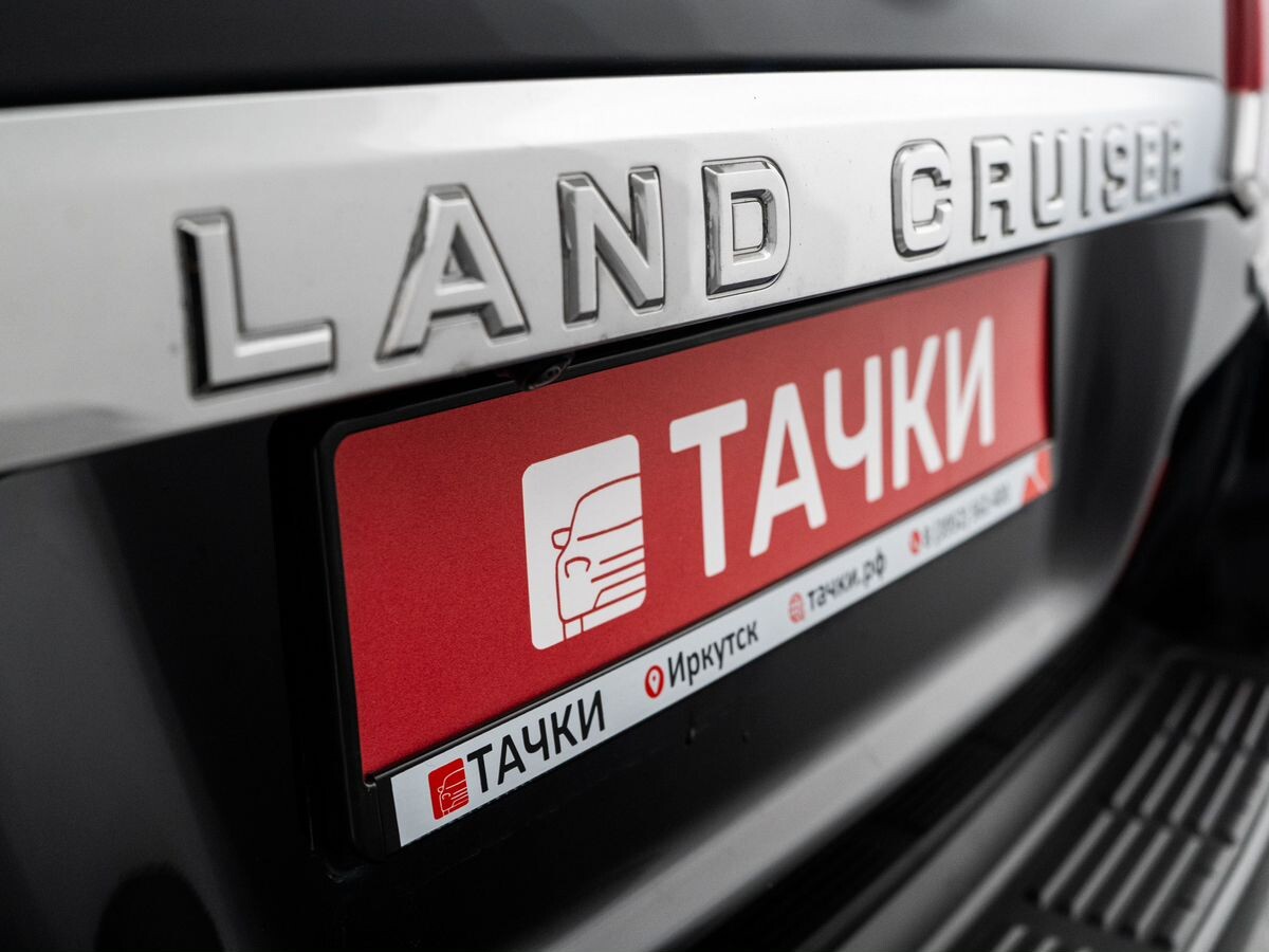 Toyota Land Cruiser 2012 - фото автомобиля