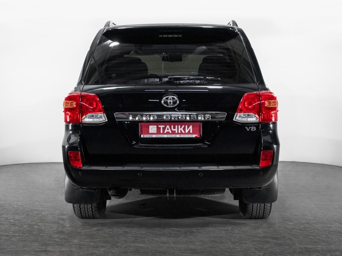 Toyota Land Cruiser 2012 - фото автомобиля