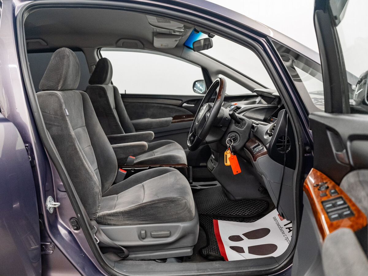 Honda Odyssey 2003 - фото автомобиля