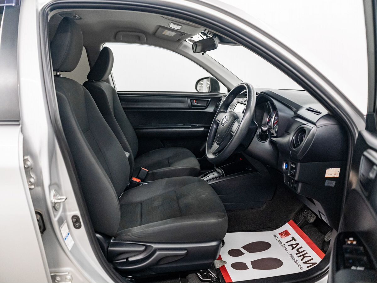 Toyota Corolla Axio 2020 - фото автомобиля