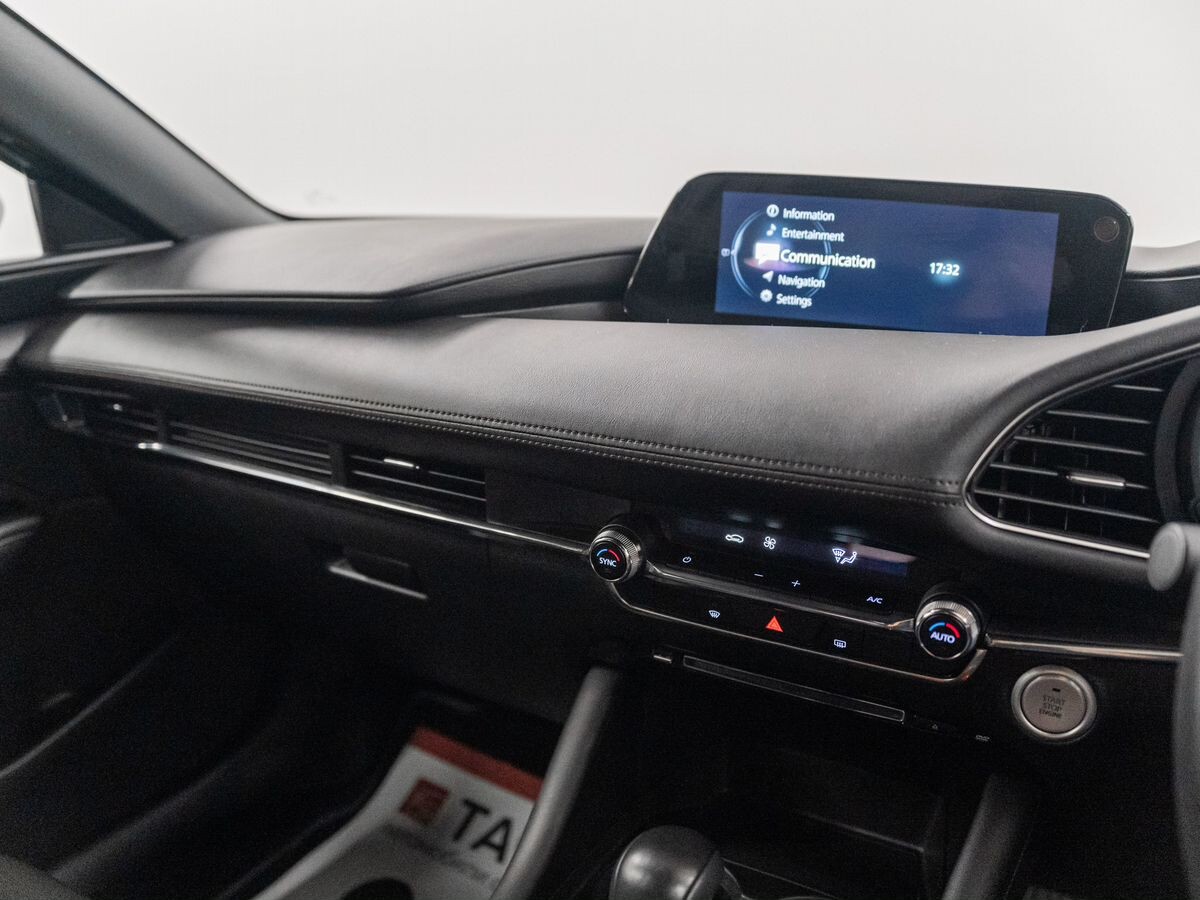 Mazda Mazda3 2021 - фото автомобиля