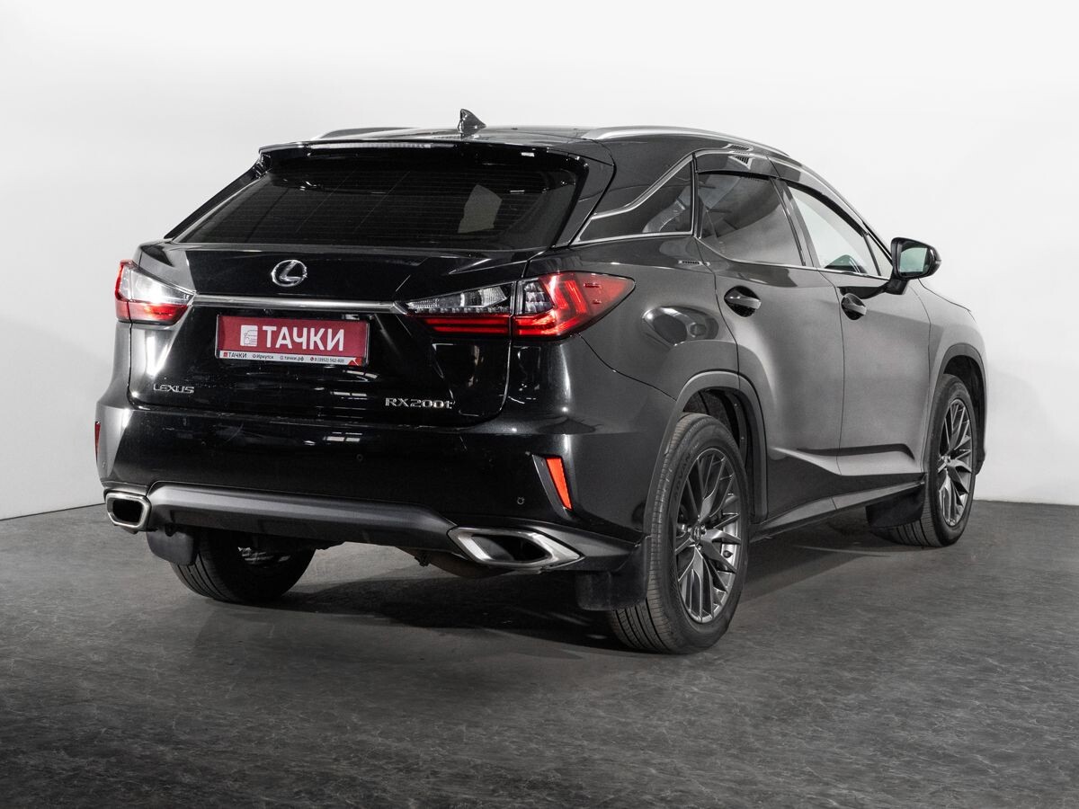 Lexus RX200t 2017 - фото автомобиля