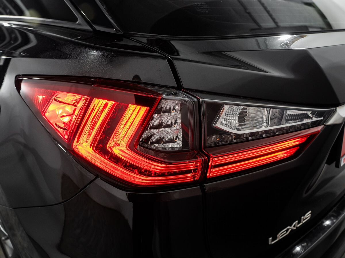 Lexus RX200t 2017 - фото автомобиля