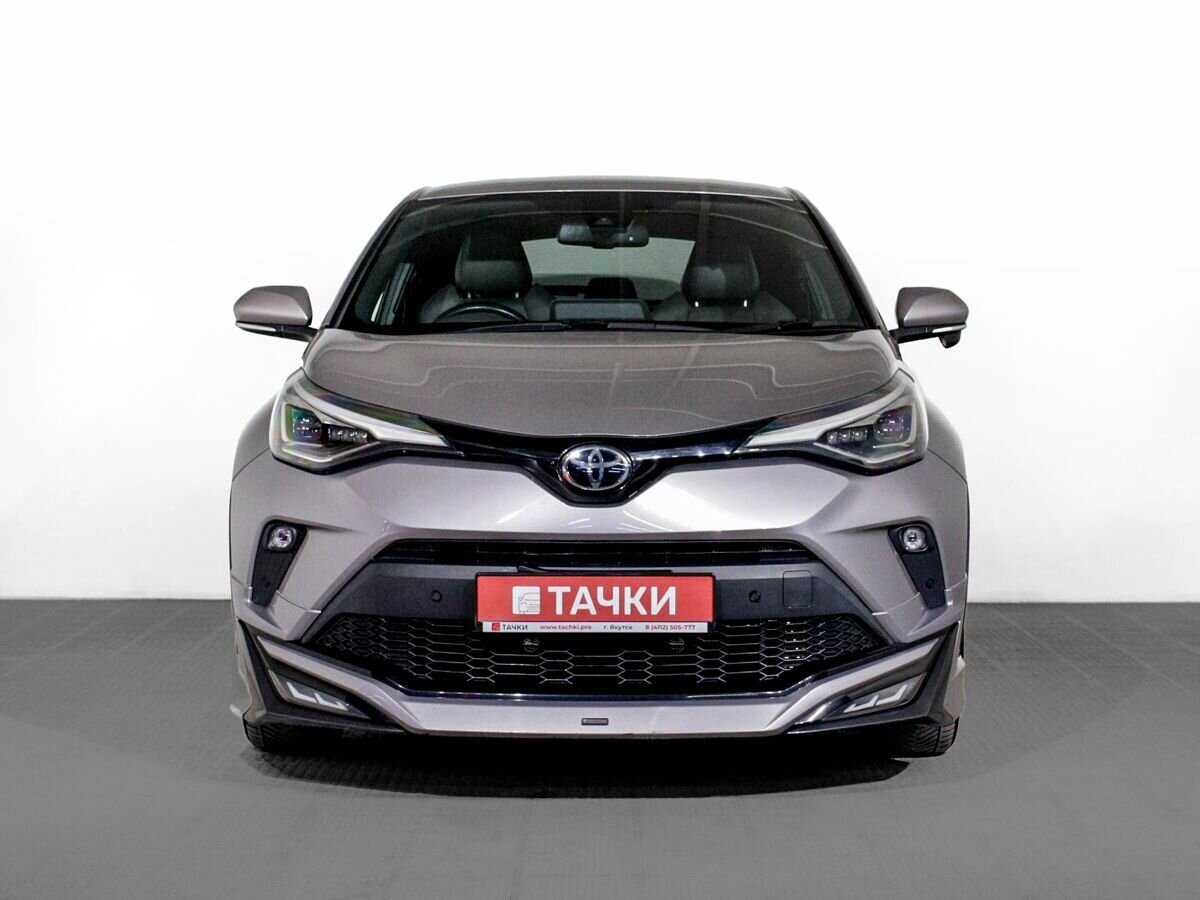 Toyota C-HR 2020 - фото автомобиля