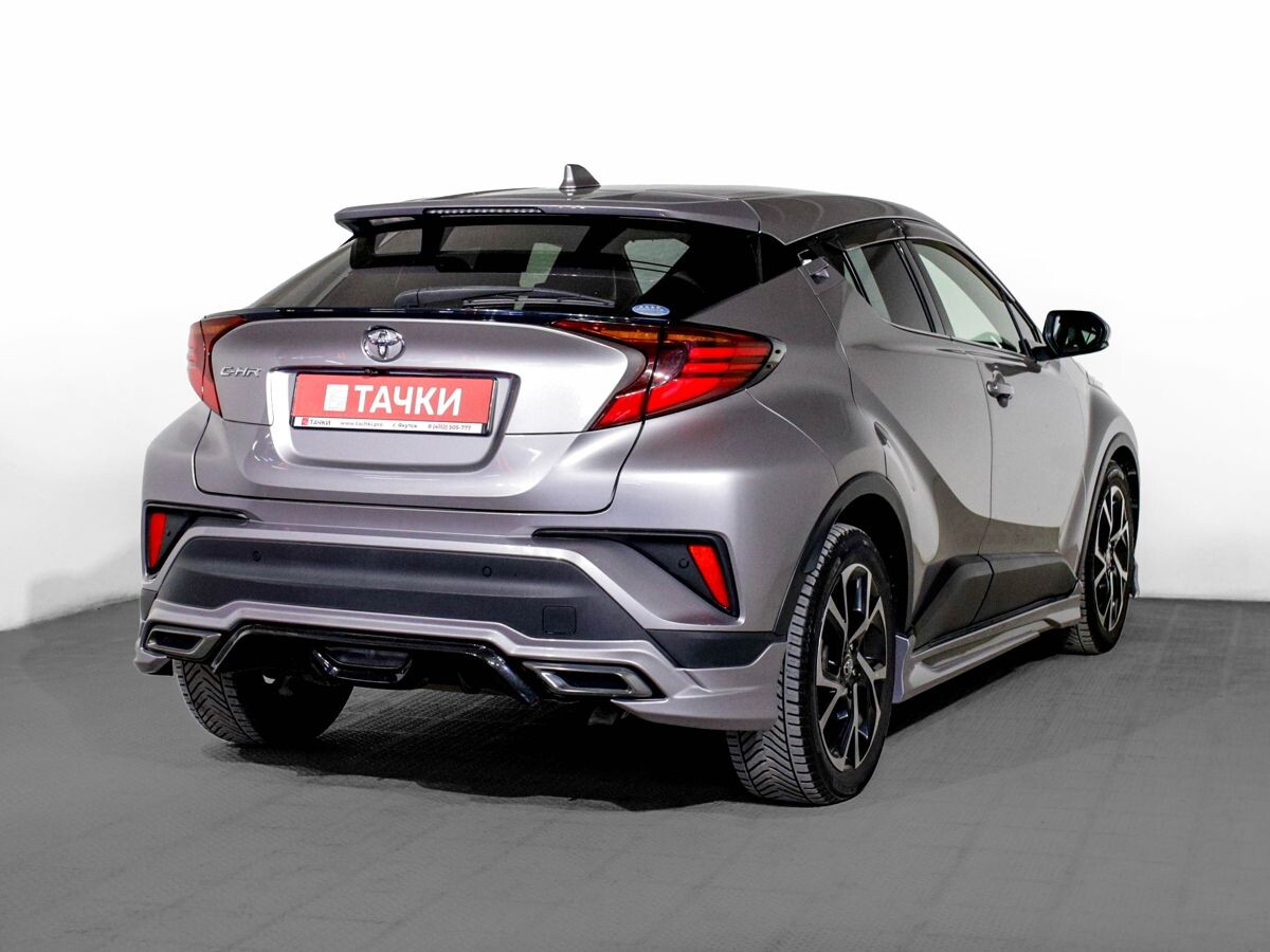 Toyota C-HR 2020 - фото автомобиля