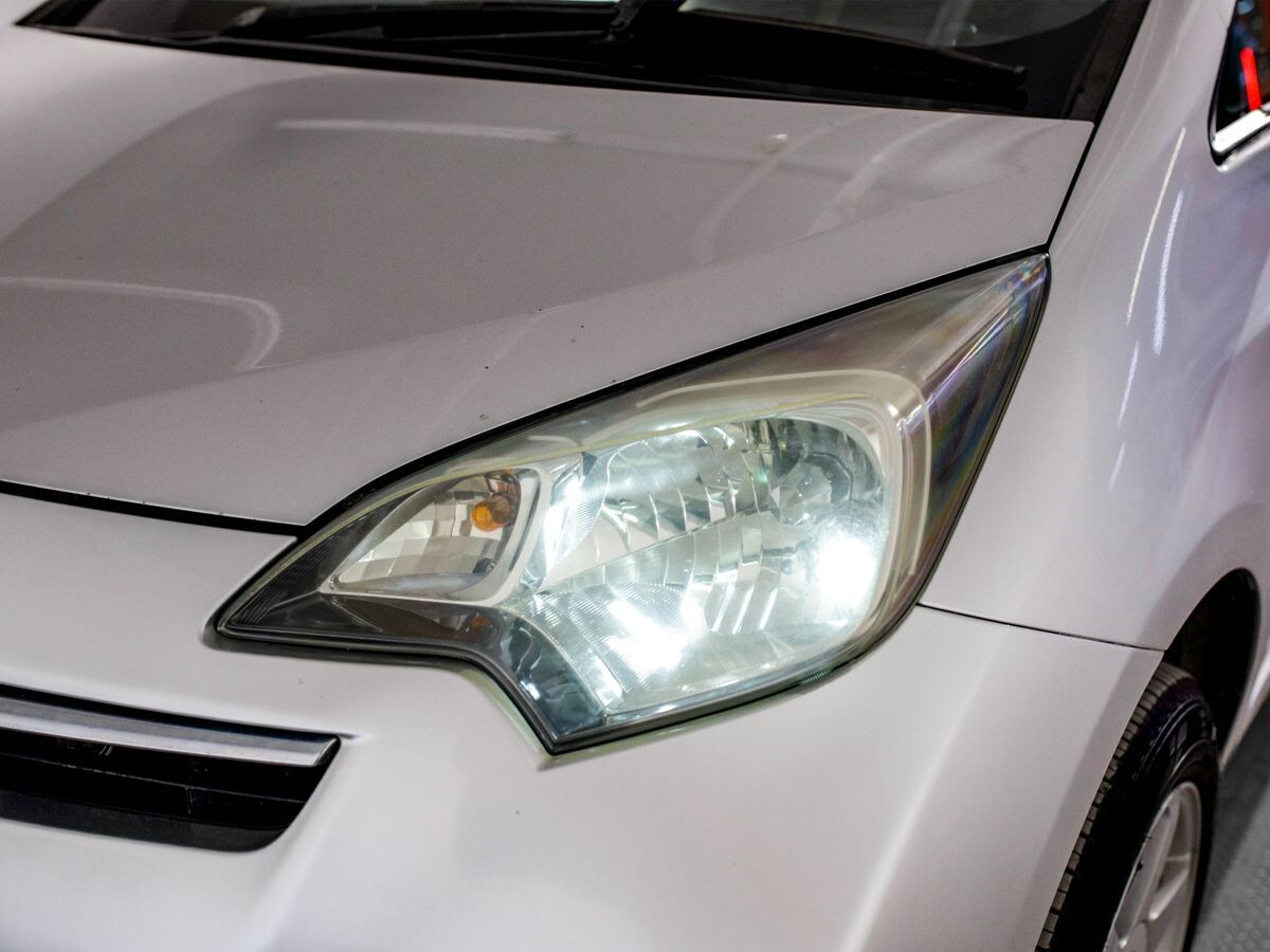 Toyota Ractis 2011 - фото автомобиля