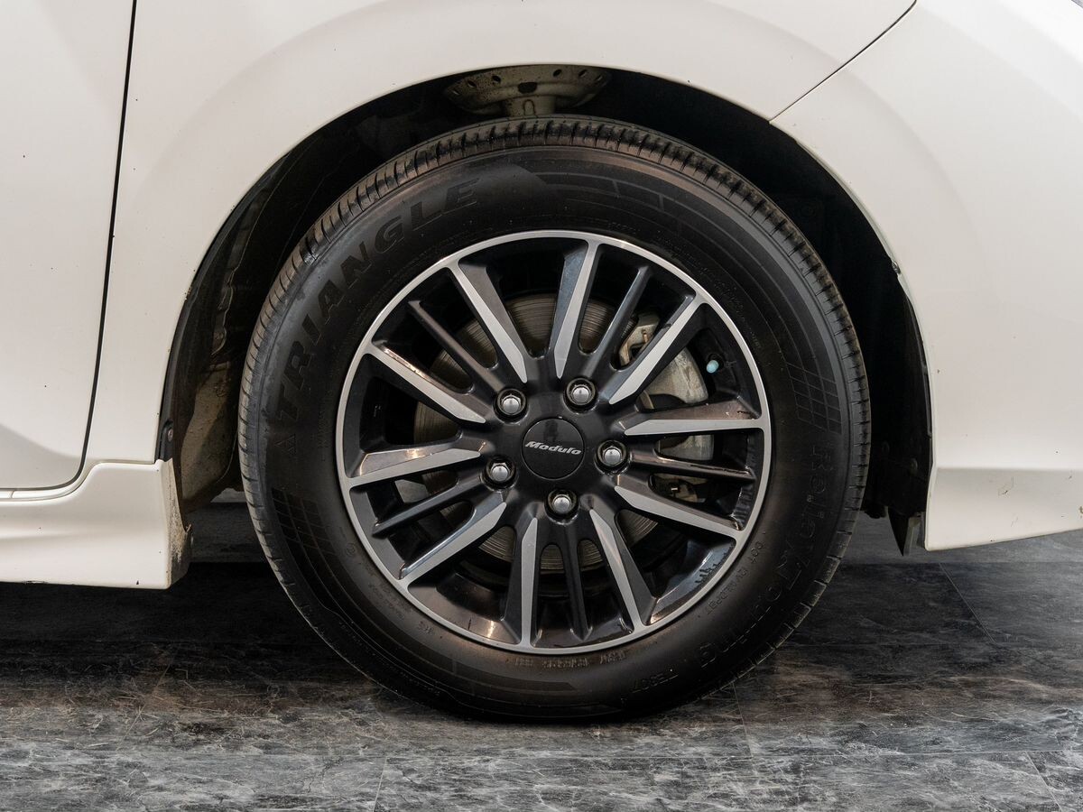 Honda Freed 2019 - фото автомобиля