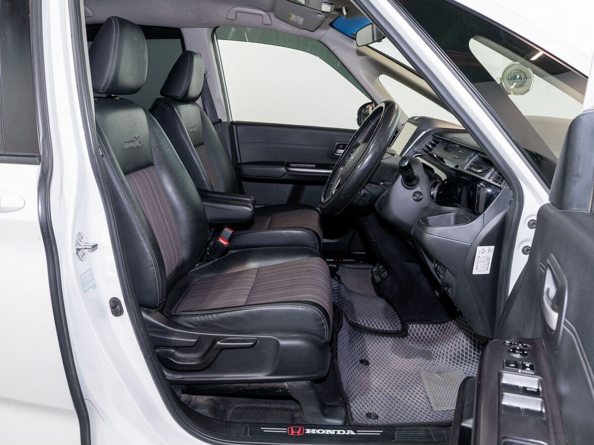 Honda Freed 2019 - фото автомобиля