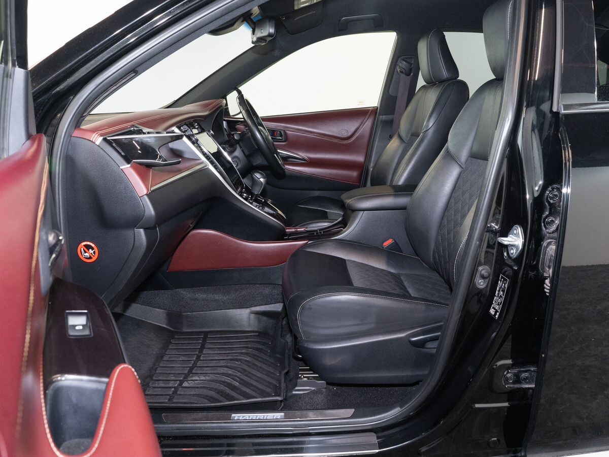Toyota Harrier 2019 - фото автомобиля