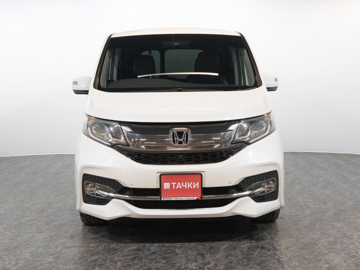 Honda Stepwgn 2015 - фото автомобиля