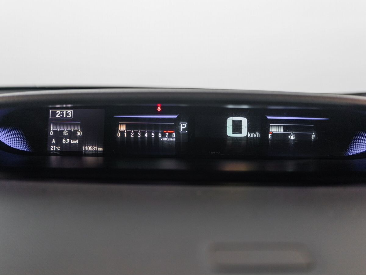 Honda Stepwgn 2015 - фото автомобиля