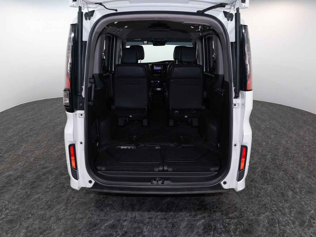 Honda Stepwgn 2015 - фото автомобиля