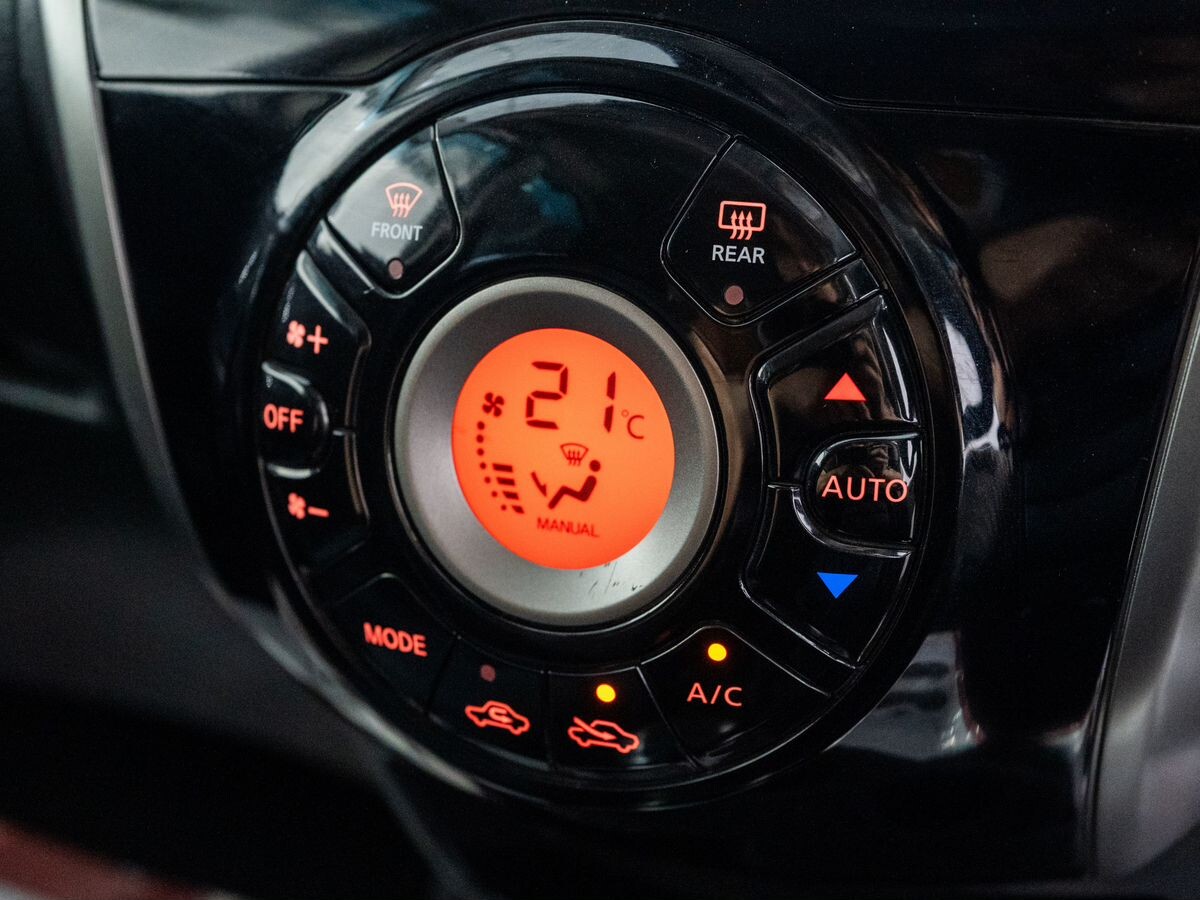 Nissan Note 2013 - фото автомобиля
