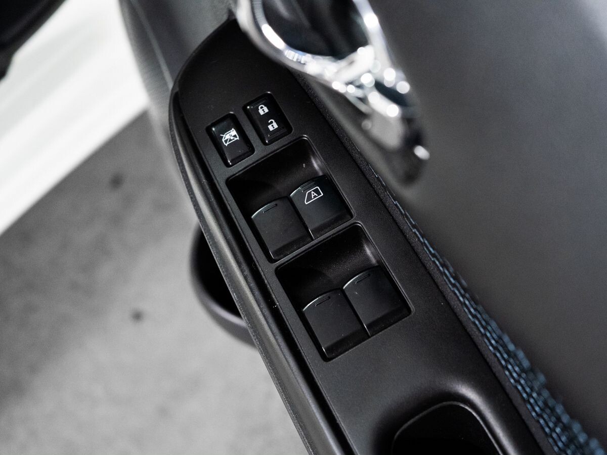 Nissan Note 2013 - фото автомобиля