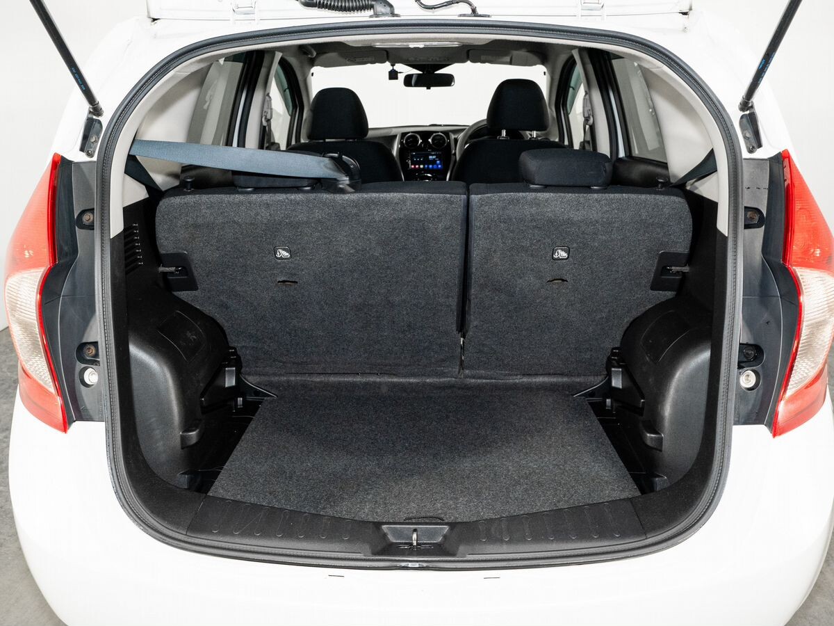 Nissan Note 2013 - фото автомобиля