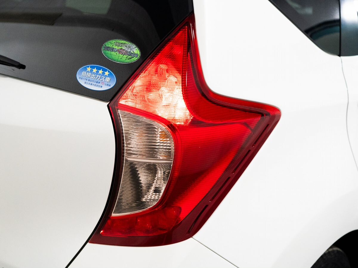 Nissan Note 2013 - фото автомобиля