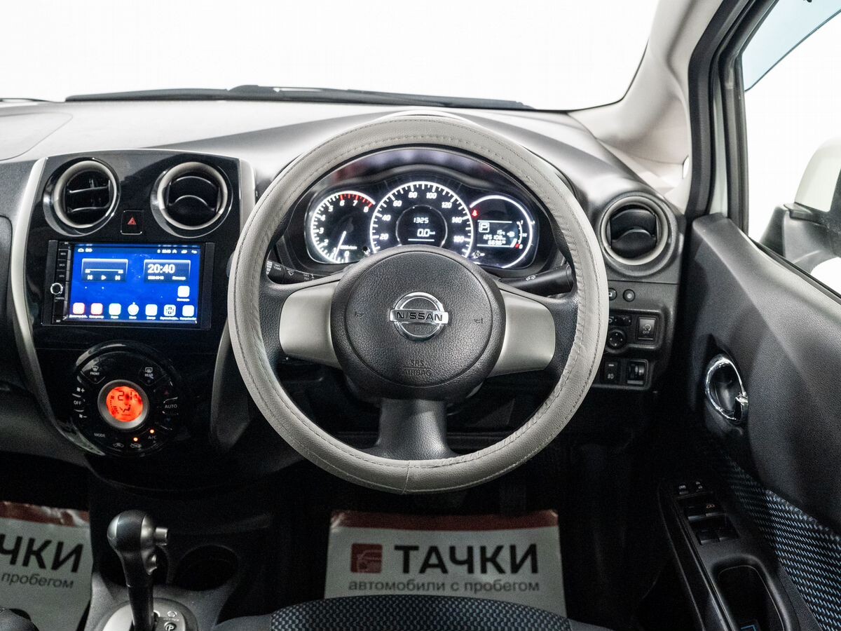 Nissan Note 2013 - фото автомобиля