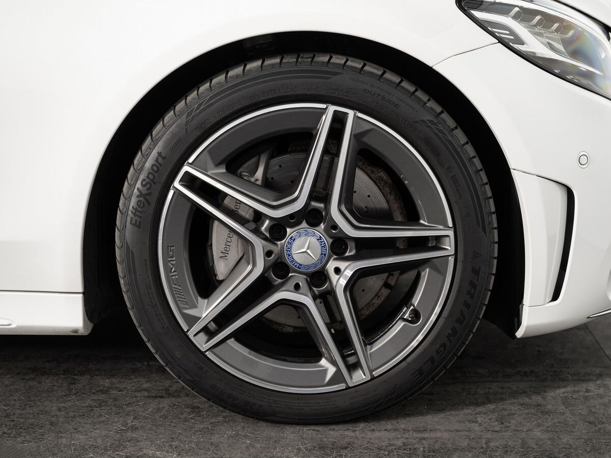 Mercedes-Benz C-Class 2019 - фото автомобиля