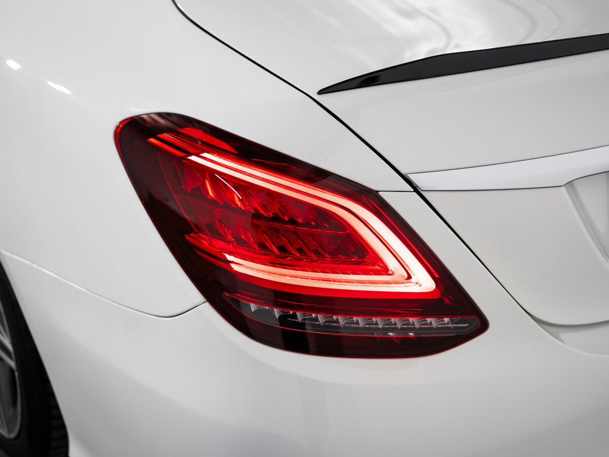Mercedes-Benz C-Class 2019 - фото автомобиля