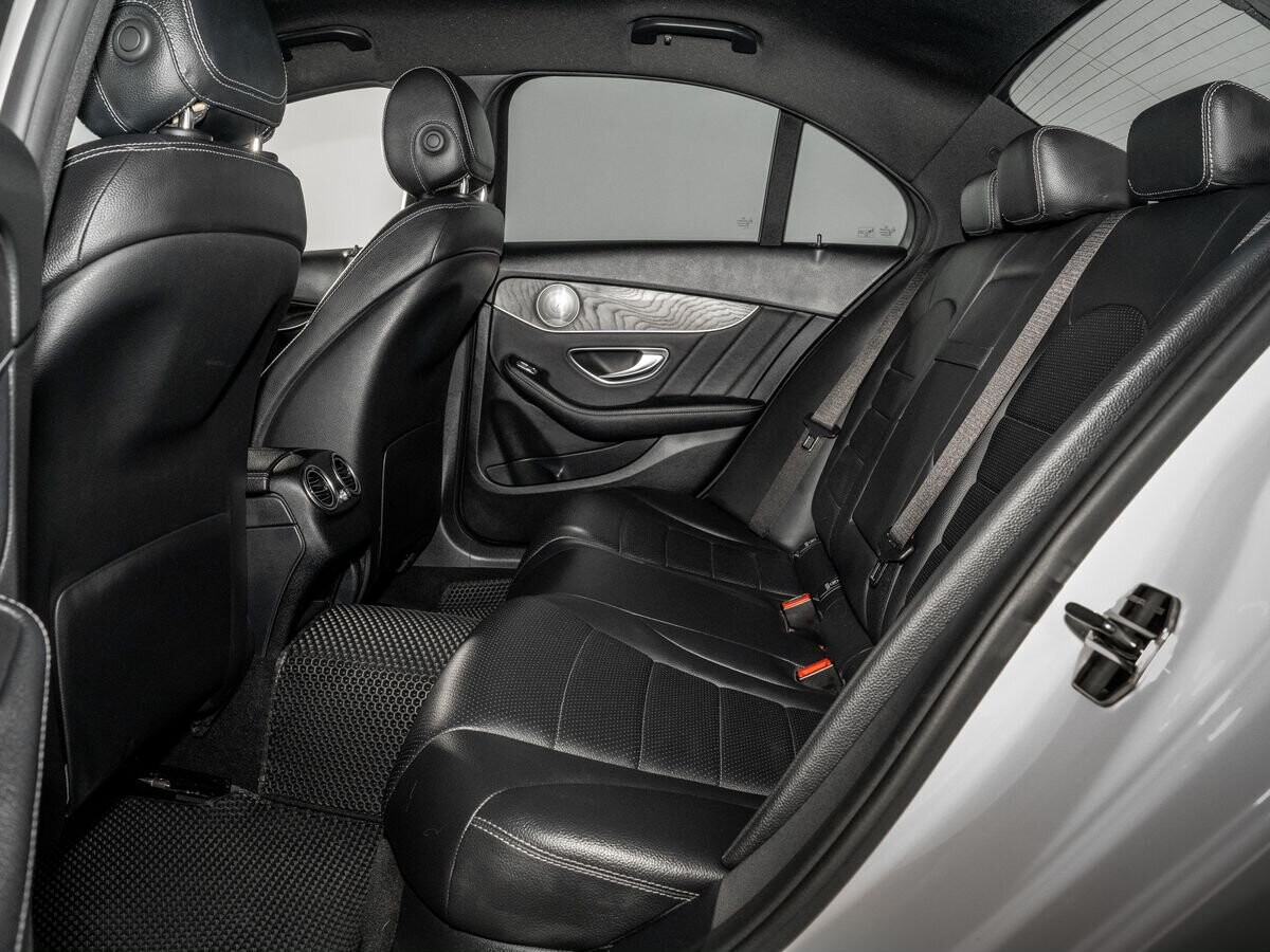 Mercedes-Benz C-Class 2019 - фото автомобиля
