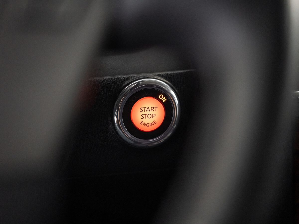 Nissan Patrol 2013 - фото автомобиля
