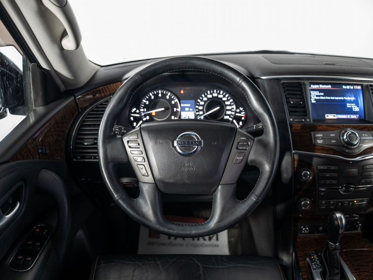 Nissan Patrol 2013 - фото автомобиля