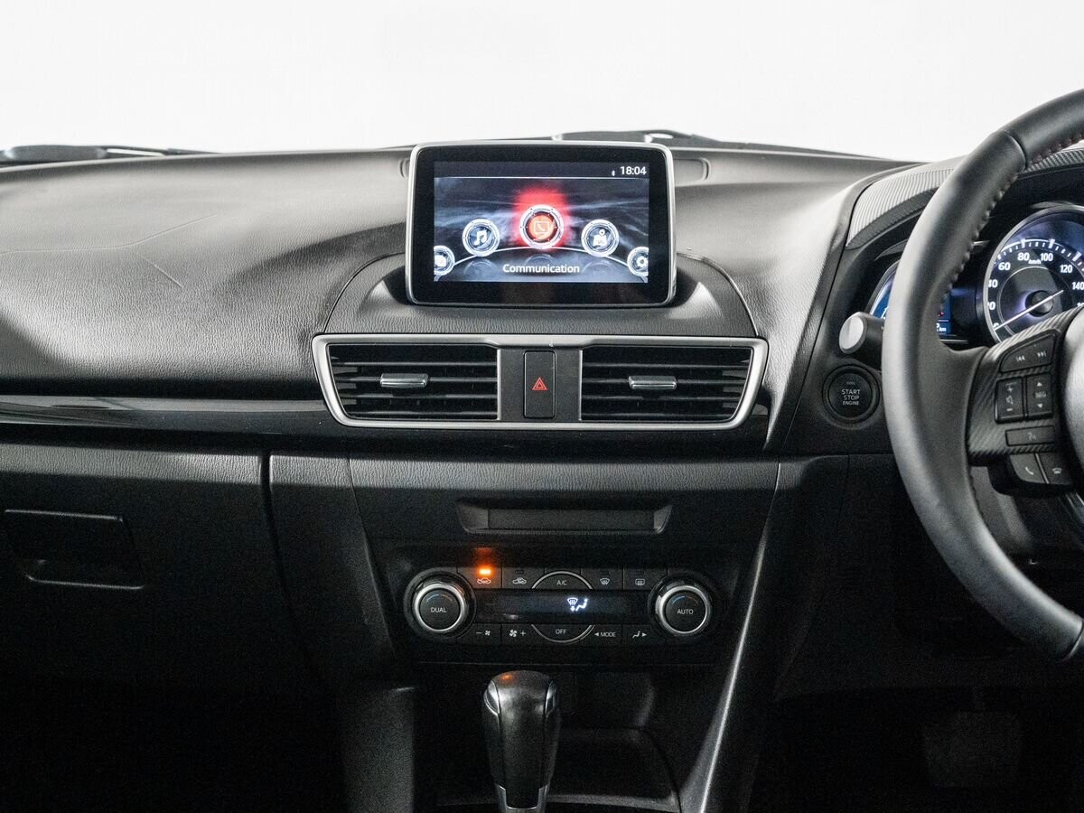 Mazda Axela 2015 - фото автомобиля
