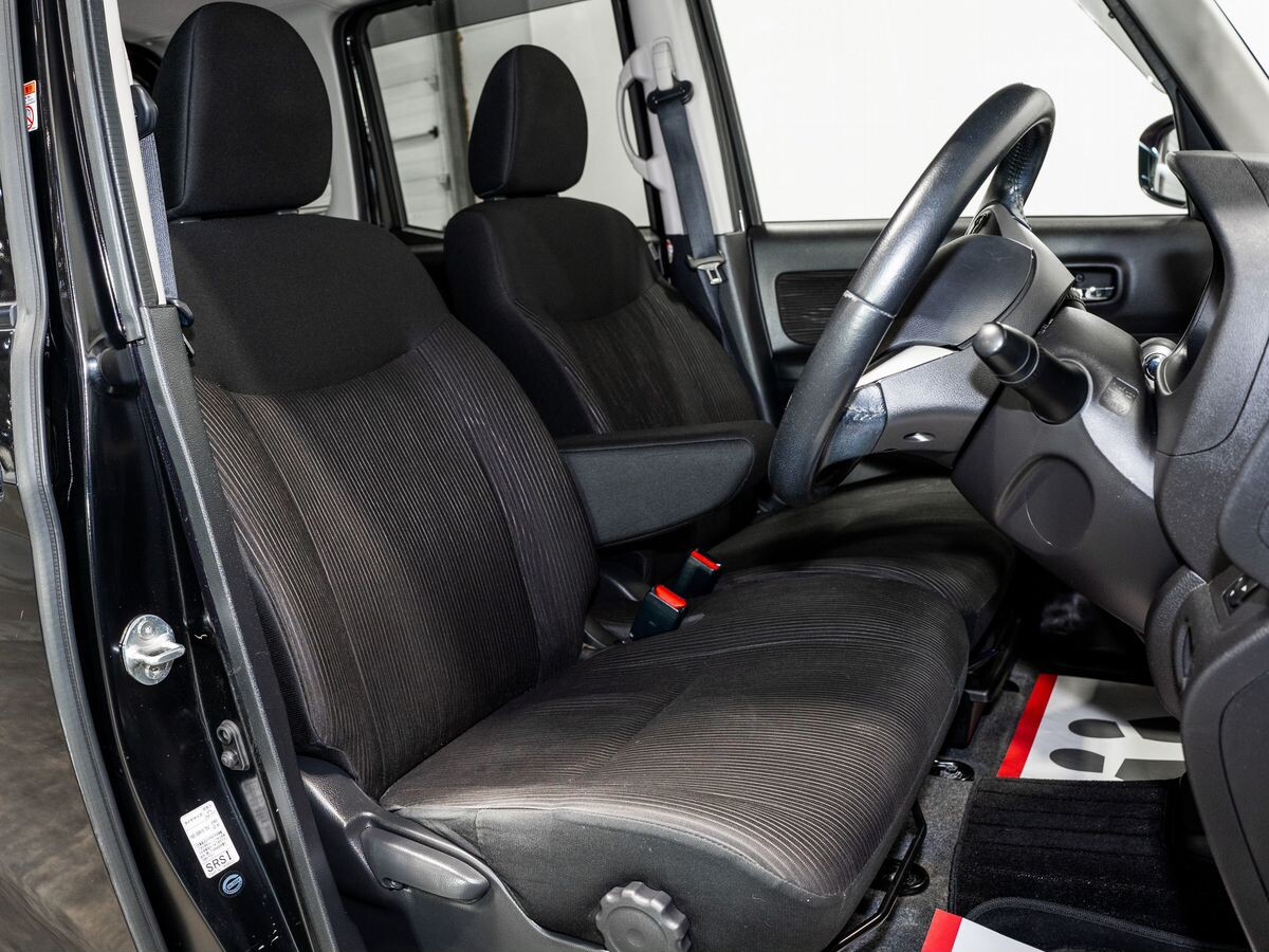Nissan DAYZ Roox 2015 - фото автомобиля