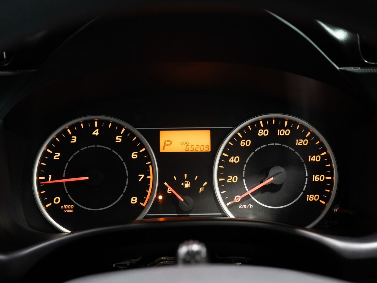Toyota Wish 2009 - фото автомобиля