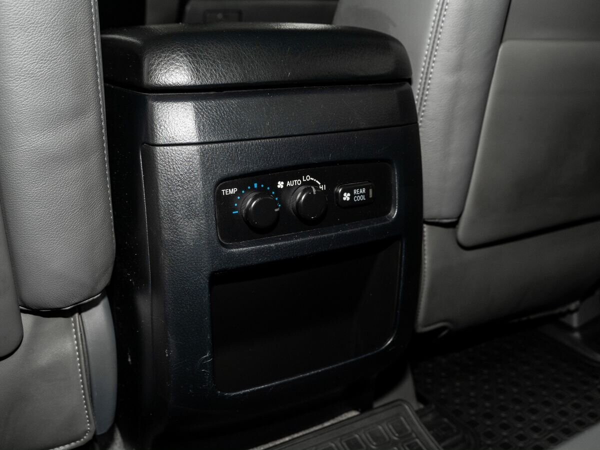 Toyota Land Cruiser Prado 2007 - фото автомобиля