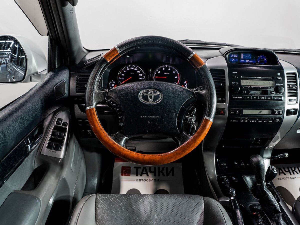 Toyota Land Cruiser Prado 2007 - фото автомобиля