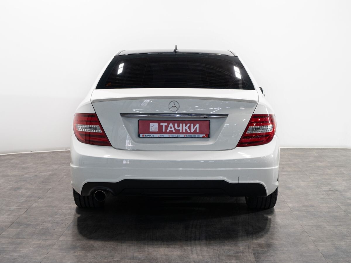 Mercedes-Benz C-Class 2012 - фото автомобиля