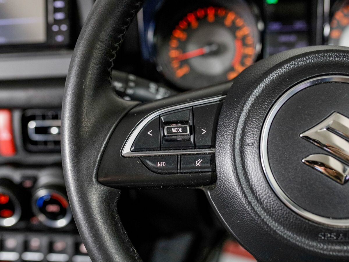 Suzuki Jimny Sierra 2022 - фото автомобиля