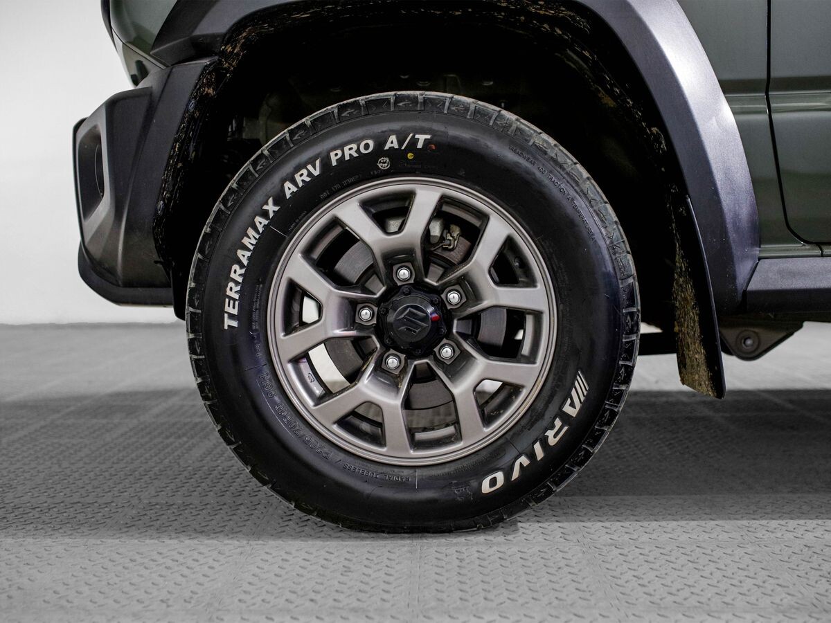 Suzuki Jimny Sierra 2022 - фото автомобиля