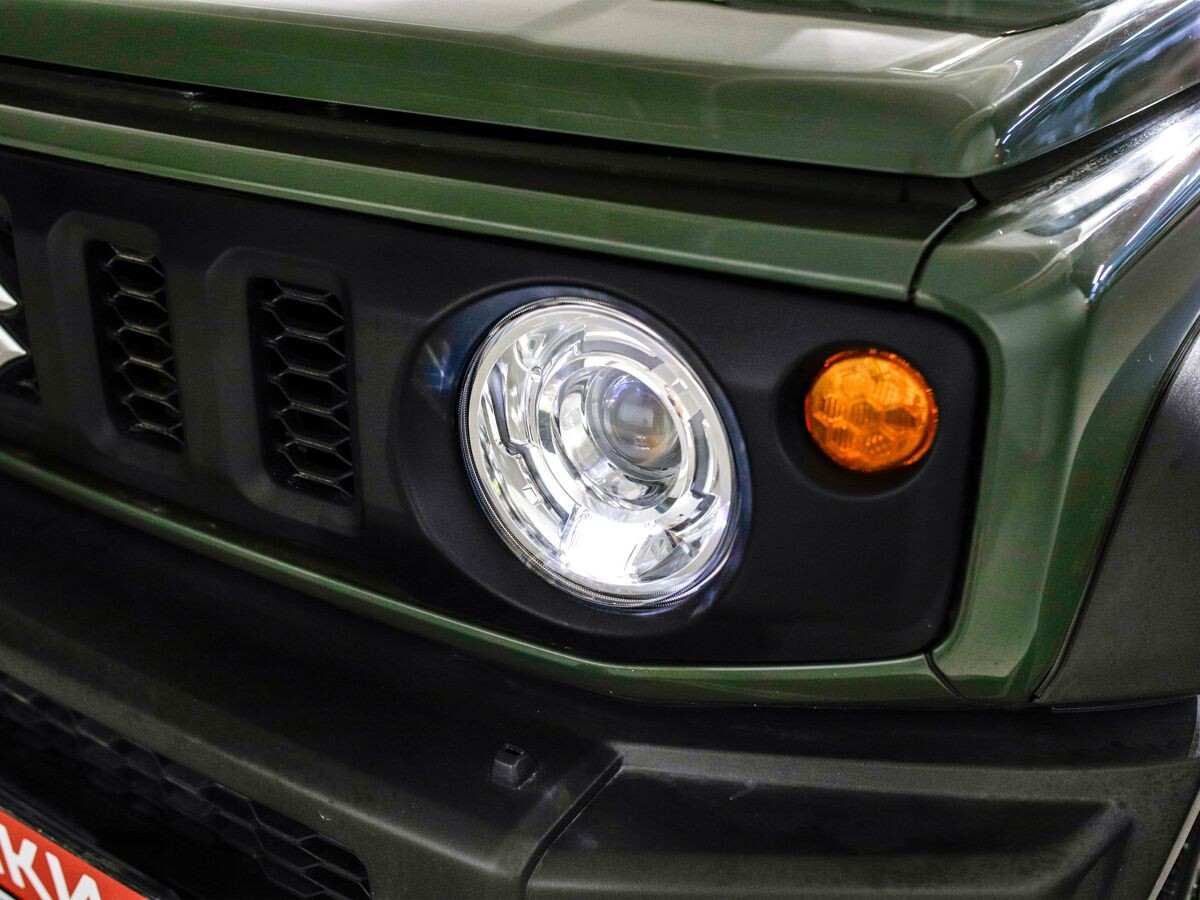 Suzuki Jimny Sierra 2022 - фото автомобиля