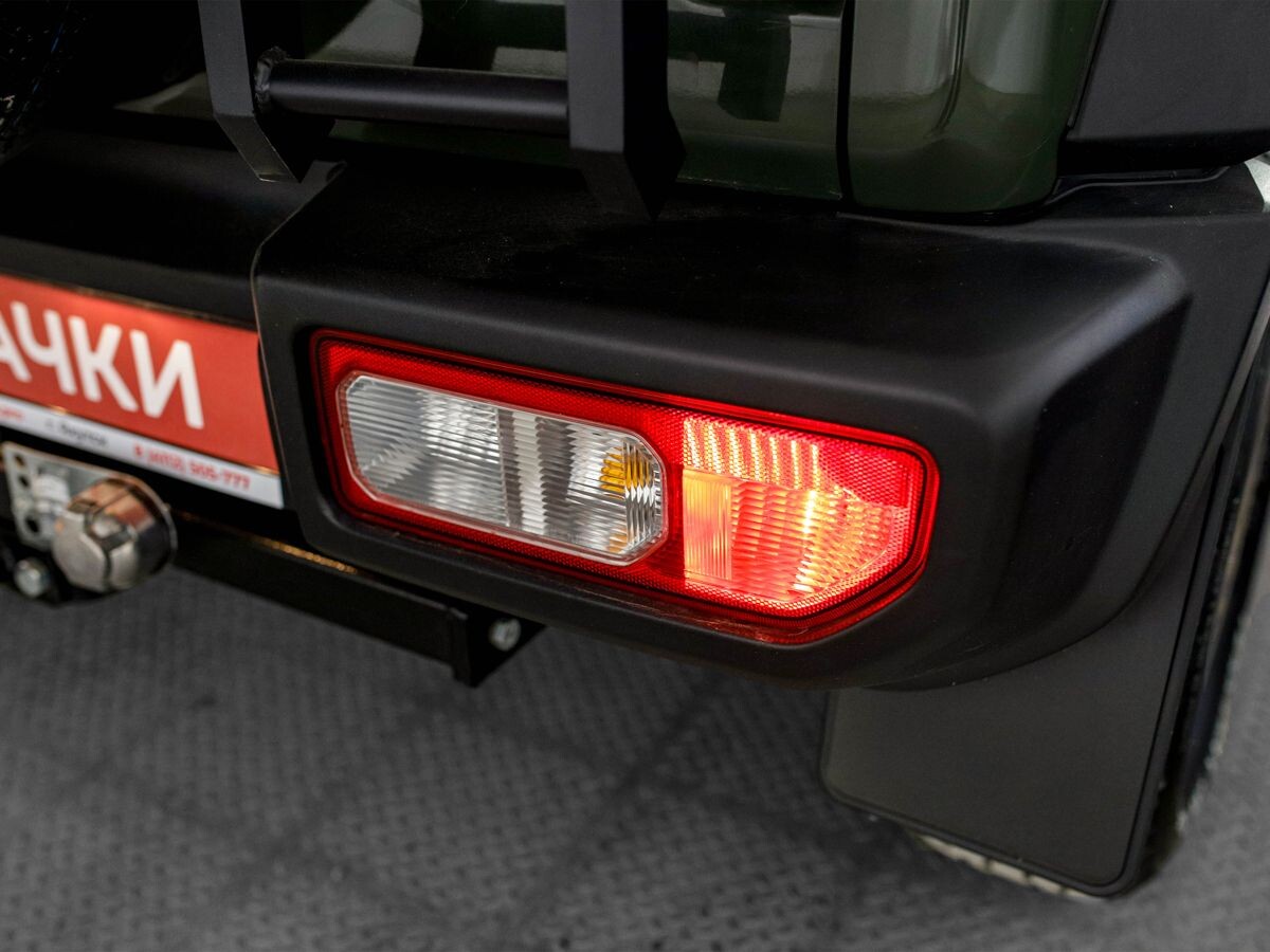 Suzuki Jimny Sierra 2022 - фото автомобиля