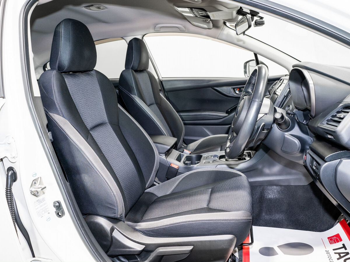 Subaru Impreza 2018 - фото автомобиля