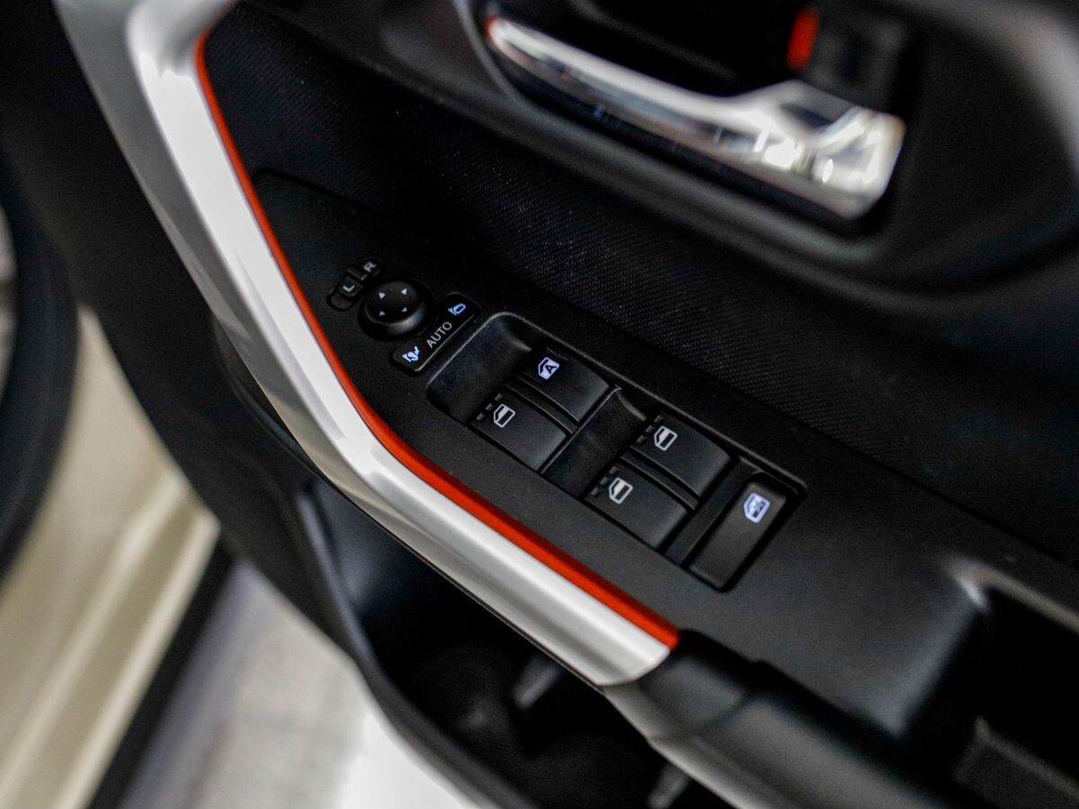 Toyota Raize 2020 - фото автомобиля