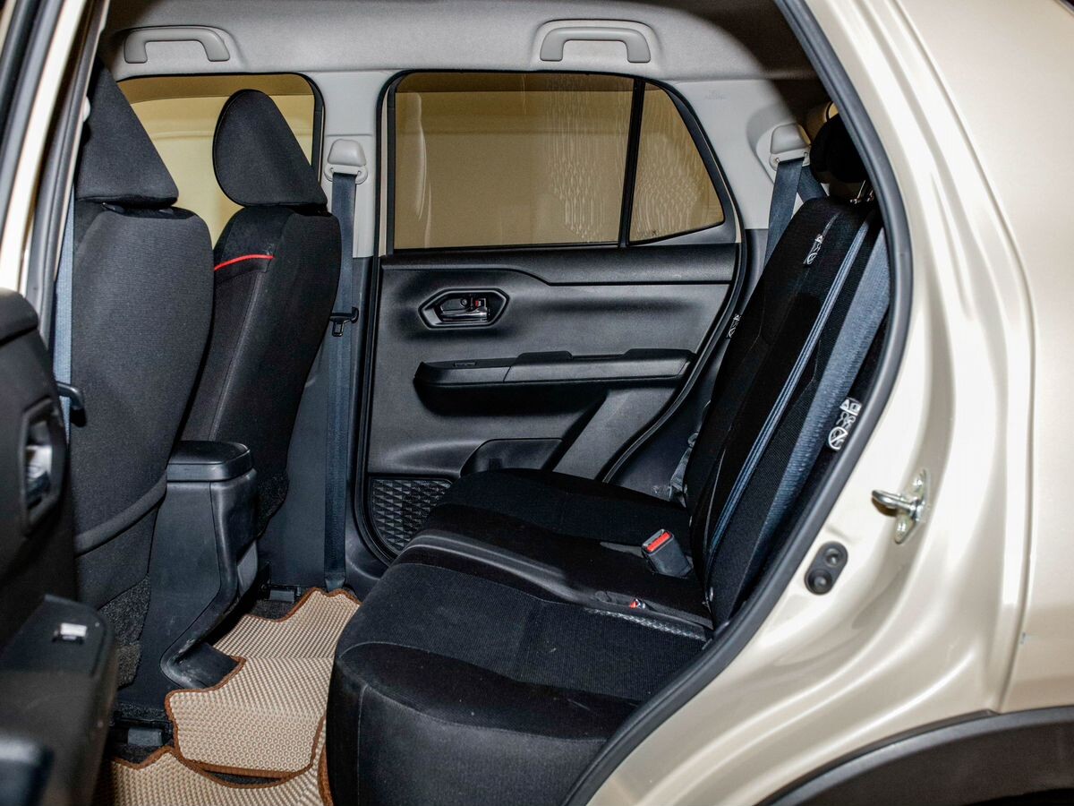 Toyota Raize 2020 - фото автомобиля