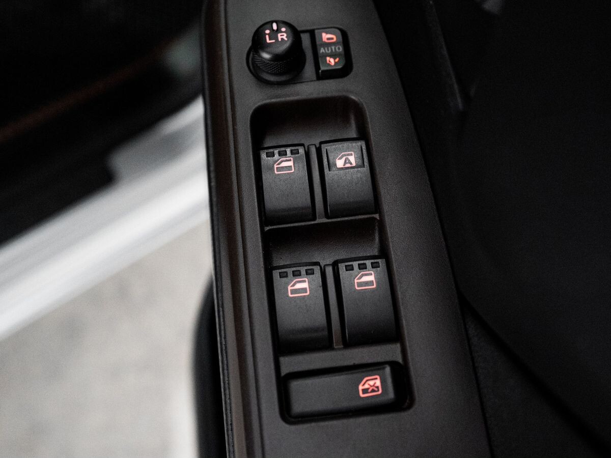 Toyota Tank 2018 - фото автомобиля