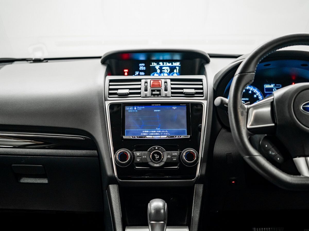Subaru Levorg 2015 - фото автомобиля
