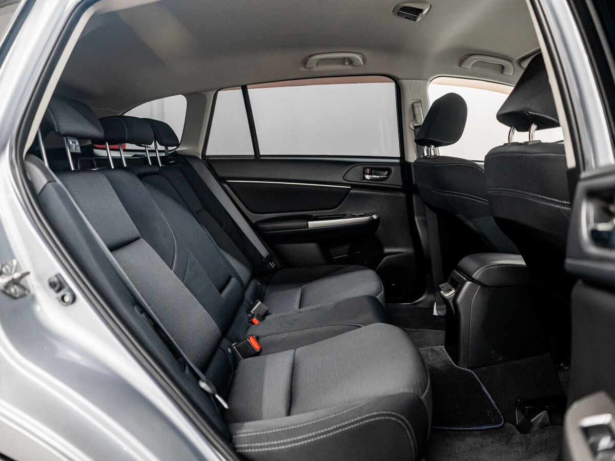 Subaru Levorg 2015 - фото автомобиля