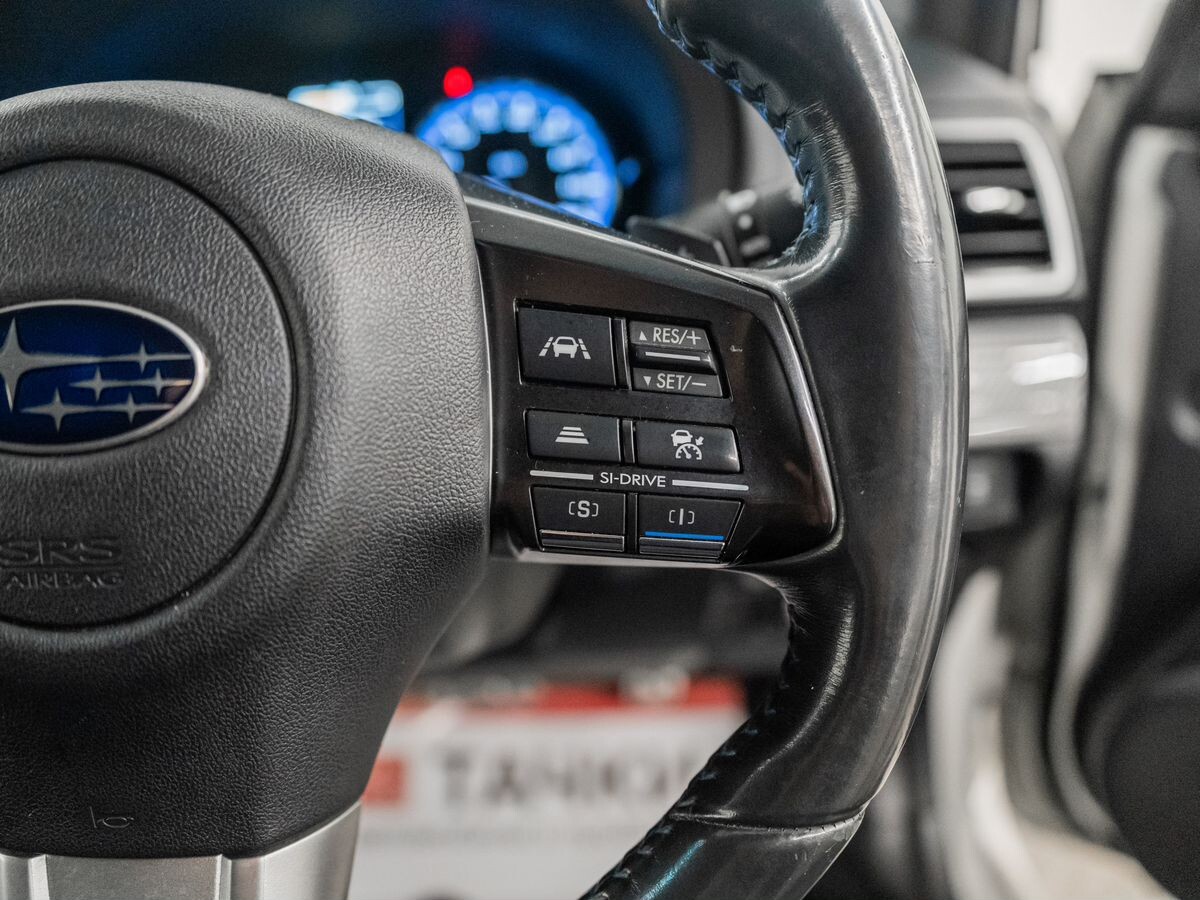 Subaru Levorg 2017 - фото автомобиля