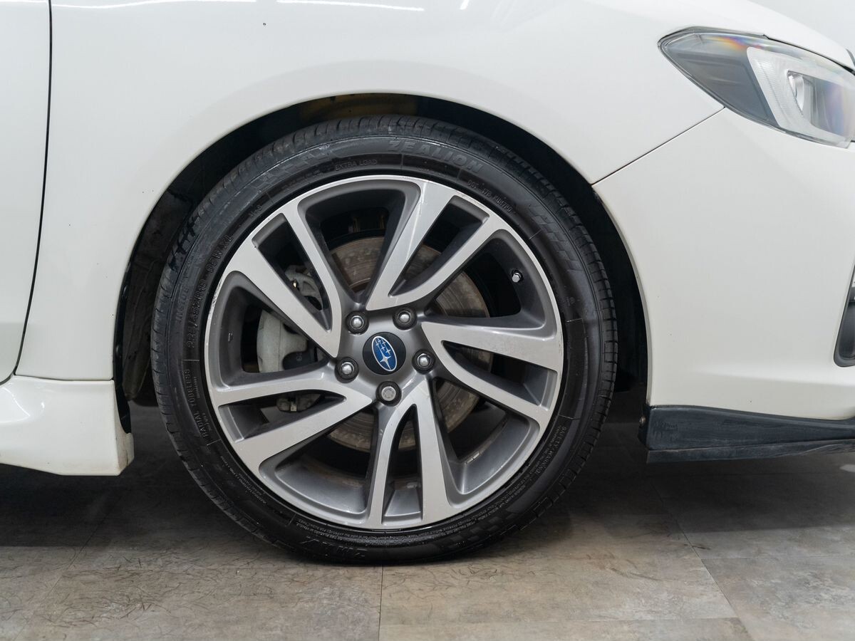 Subaru Levorg 2017 - фото автомобиля