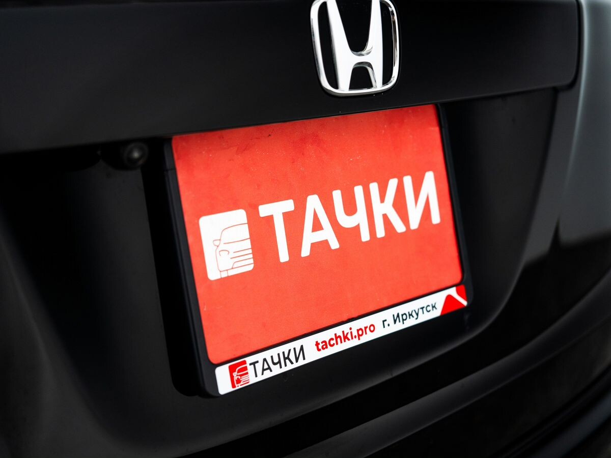 Honda Stream 2010 - фото автомобиля