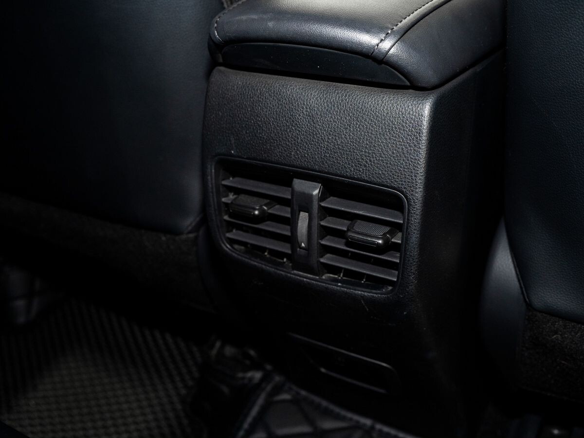Toyota Corolla Cross 2022 - фото автомобиля