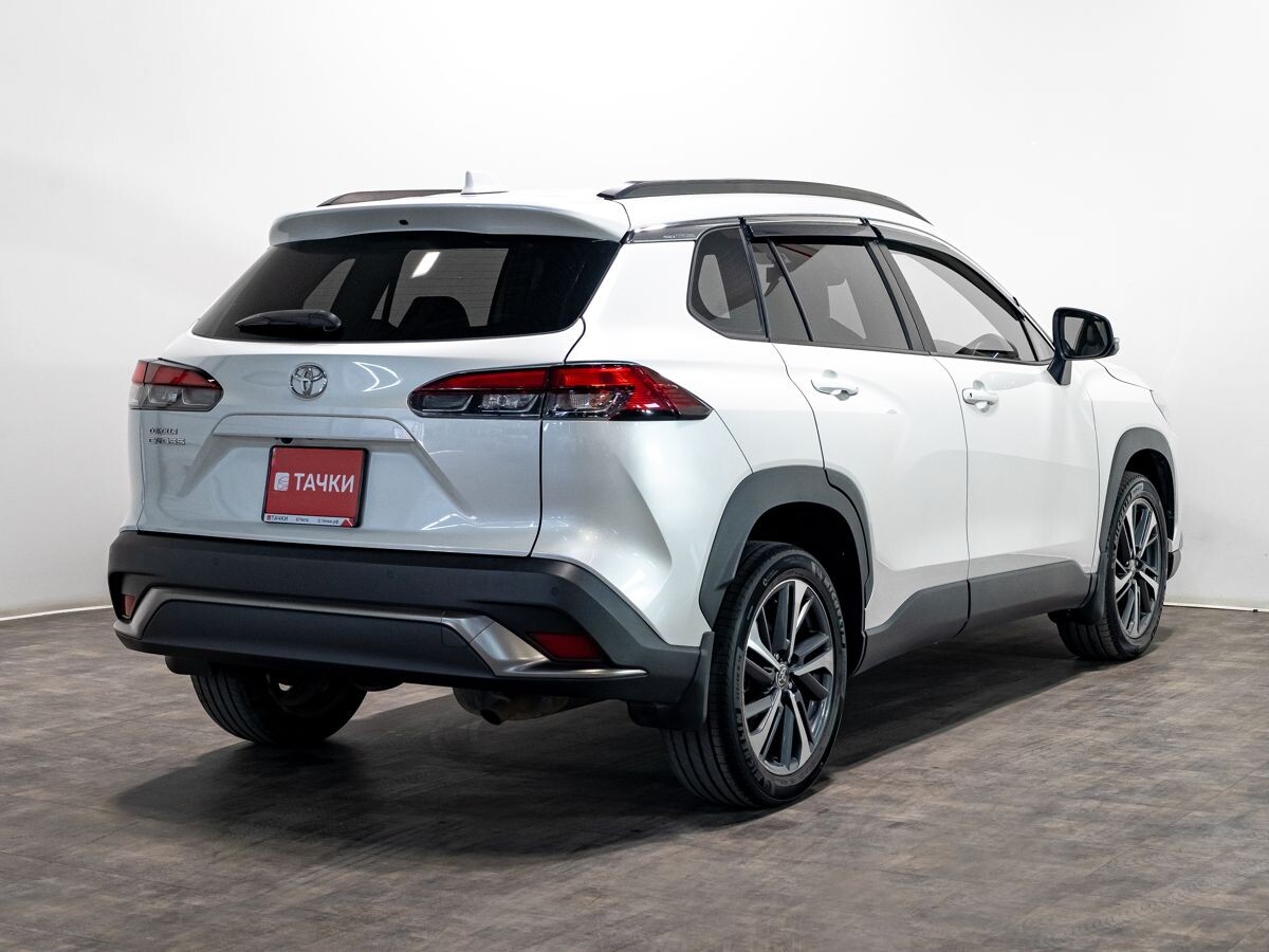 Toyota Corolla Cross 2022 - фото автомобиля