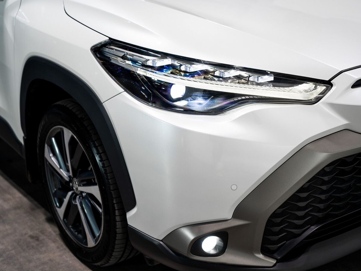 Toyota Corolla Cross 2022 - фото автомобиля